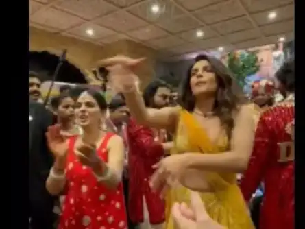 Anant Ambani Wedding Live Updates: Madhuri Dixit poses with PeeCee ...