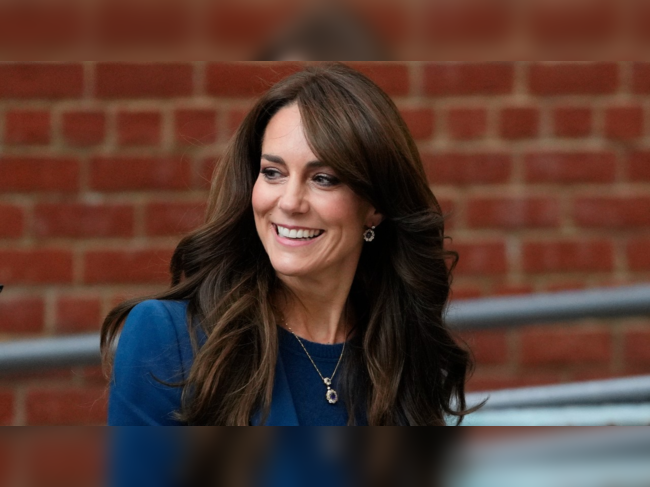 Kensington Palace denies Kate Middleton being treated in Houston. Know full story and latest update