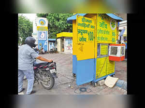 PUC centres in Delhi to be shut from July 15: Petrol pump owners