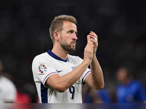 England loses out on Euro trophy, Harry Kane wins Golden Boot instead, although shared with five others, here's why