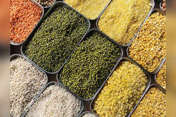 Government asks retailers to pass on lower wholesale rates of pulses to consumers