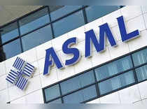 ASML shares fall 7% as China risks cloud solid Q2 earnings