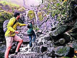After busy summer, travel biz hots up in monsoon too