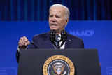 Obama, Pelosi and other Democrats make a fresh push for Biden to reconsider 2024 race