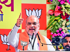 No need to be despondent: Amit Shah to BJP workers