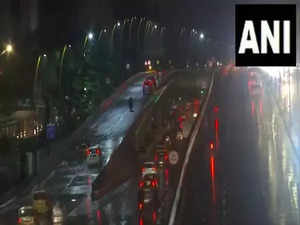 Maharashtra: Rain lashes parts of Mumbai