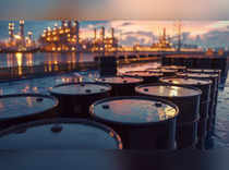 Oil prices fall on predictions of swelling crude inventories, weak demand