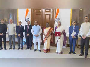 Finance Minister Nirmala Sitharaman meets President Droupadi Murmu ahead of presentation of Budget