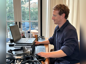 Photo of Mark Zuckerberg's desk setup