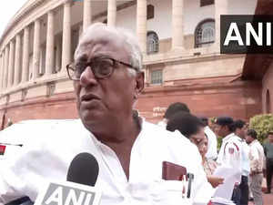 "PM didn't receive mandate, so more has been given to Andhra and Bihar": TMC MP Saugata Roy on Budget 2024