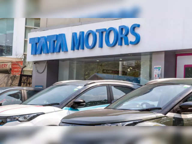Tata Motors | New 52-week high: Rs 1,112