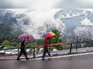 Met issues 'orange' alert for heavy to very heavy rain in Himachal on August 1