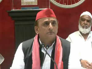 Akhilesh Yadav presses for DNA test in Ayodhya gang-rape case, BSP supremo Mayawati hits back