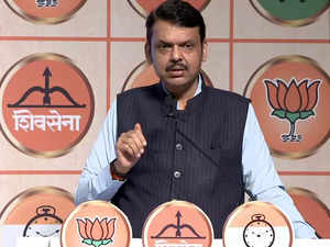 UBT Sena's Sanjay Raut backs Anil Deshmukh on his allegations against Devendra Fadnavis