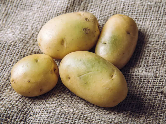 ​Green Potatoes​