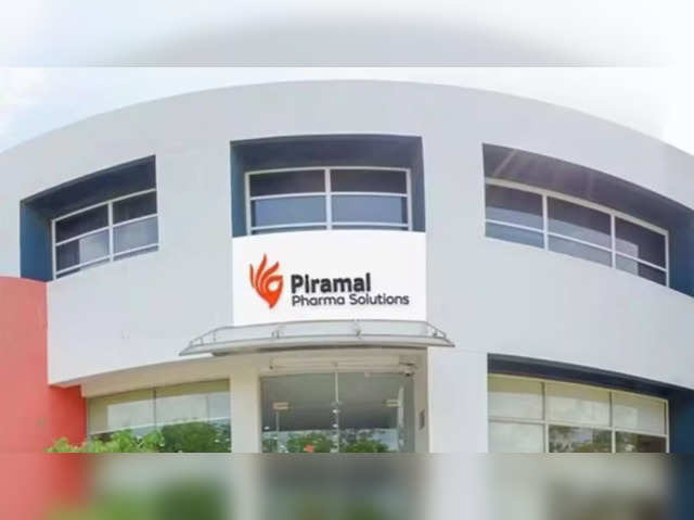 Buy Piramal Pharma at Rs 180