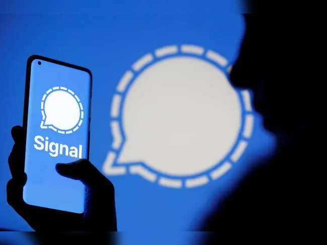 Photo illustration of Signal messaging app