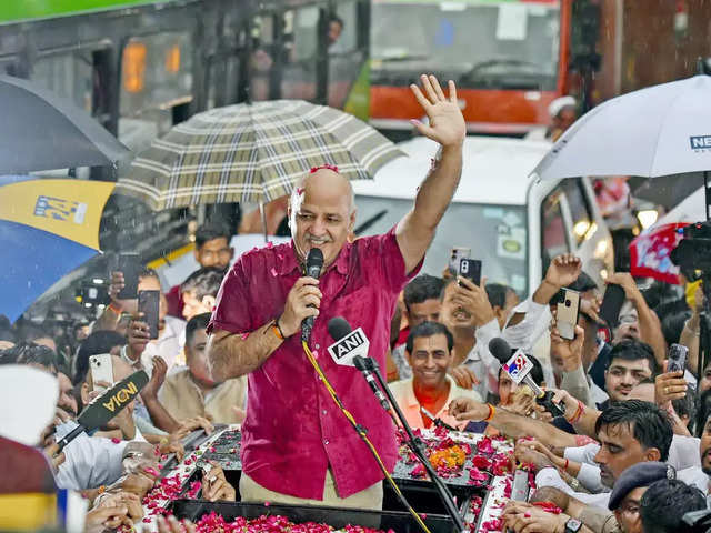 ​Manish Sisodia addresses supporters​