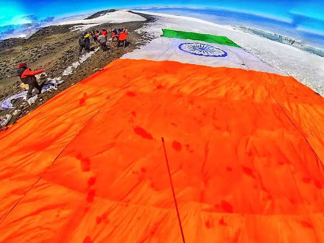 Giant Indian flag unfurled on Kilimanjaro