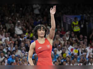 India women's wrestler Vinesh Phogat retires after missing weight for Olympic final