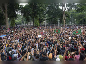 Renewed anti-government protests leave dozens dead, hundreds injured in Bangladesh