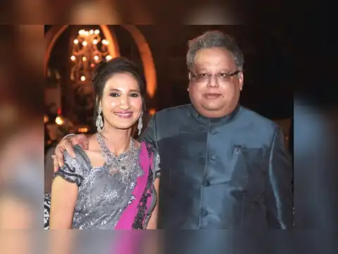 Jhunjhunwala & Family
