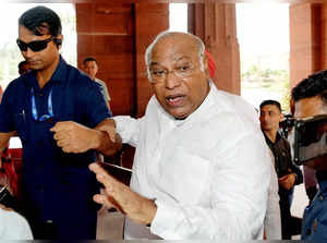 New Delhi: Congress President Mallikarjun Kharge arrives for the Congress Parlia...