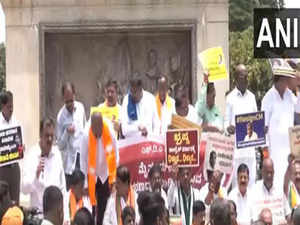 K'taka BJP holds protest against CM Siddaramaiah over MUDA scam; demands his resignation