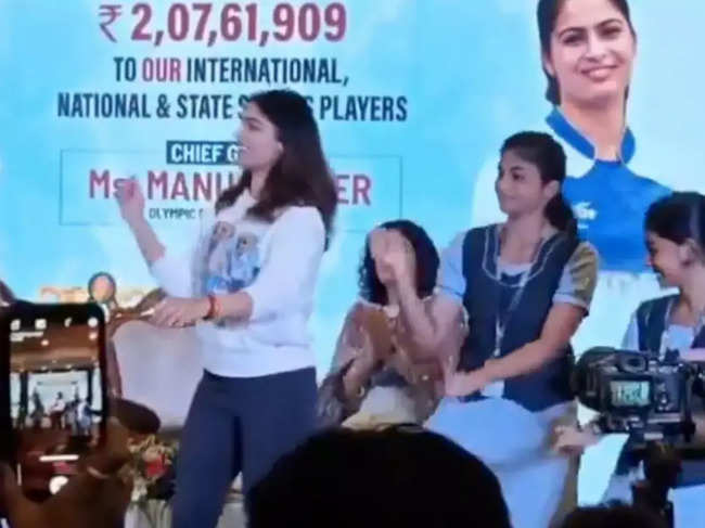 manu bhaker dance