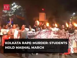Kolkata RG Kar horror: Students, transgenders lead mashal march ...