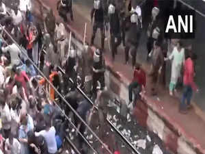 Badlapur sexual assault case: Police resort to lathi charge to disperse crowd at Badlapur railway station