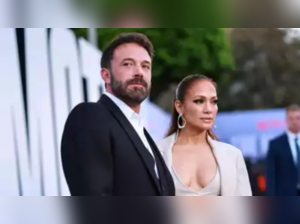 Did Ben Affleck and Jennifer Lopez's marital woes start during their honeymoon in Italy? Here's what a source is revealing