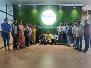 Kisanserv team (1)