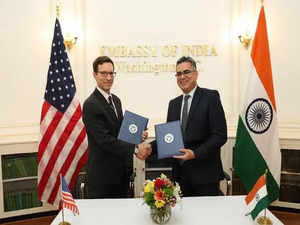 US, India sign pact for reciprocal priority support to promote national defence