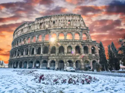 Fewer Crowds at Major Attractions