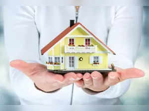 RBI’s move to maintain current policy rate will stimulate growth in housing, say realty players