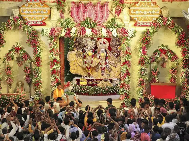 Dwarka, Gujarat​ - Janmashtami 2024: Top places to immerse in the  festivities | The Economic Times