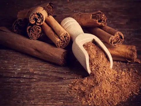 ​Include a splash of cinnamon​