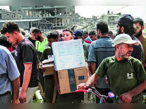 Israel Evacuation Orders Halt UN Aid Ops in Gaza