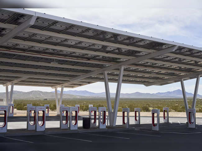 Tesla's Rivals Still Can't Use Its Superchargers