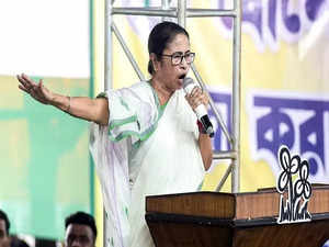 "Never uttered single word against students ... never threatened: Mamata Banerjee clarifies remarks at Trinamool event