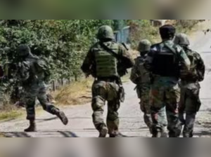 Encounter breaks out between terrorists and security forces in Anantnag