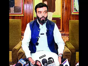 Transfer of police officers during Model Code of Conduct in Kashmir raises apprehensions about election process: Aga Ruhullah