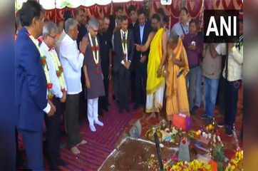 Railway Minister Vaishnaw lays foundation stone of new hangar at BEML in Bengaluru