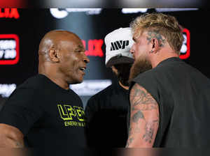 Jake Paul vs Mike Tyson