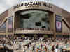 'Dream Bazaar' turns into a nightmare: Mob loots Karachi mall in minutes; Video goes viral