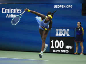 Coco Gauff loses at the U.S. Open to Emma Navarro, ending her title defense with 19 double-faults