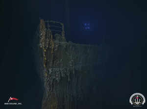 Titanic's iconic bow, the site of James Cameron's famous 'I'm flying' scene, is falling apart amid decay; see pics