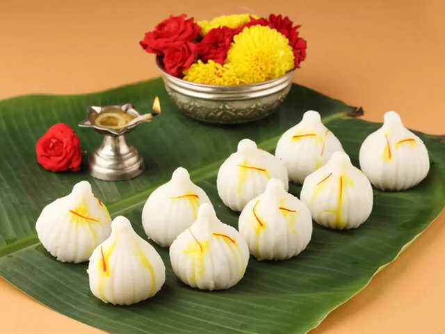  Ukadiche or steamed Modak