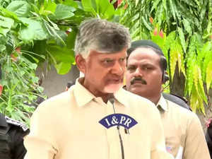 Andhra CM announces ex-gratia of Rs 5 lakh to families flood victims